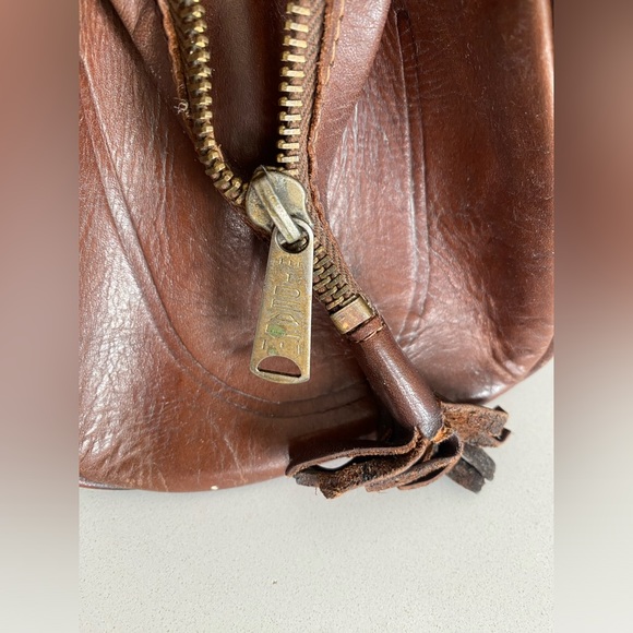 VINTAGE Boho 60-70’s hippy, embossed rose, rich brown leather S-M handbag - Picture 15 of 16